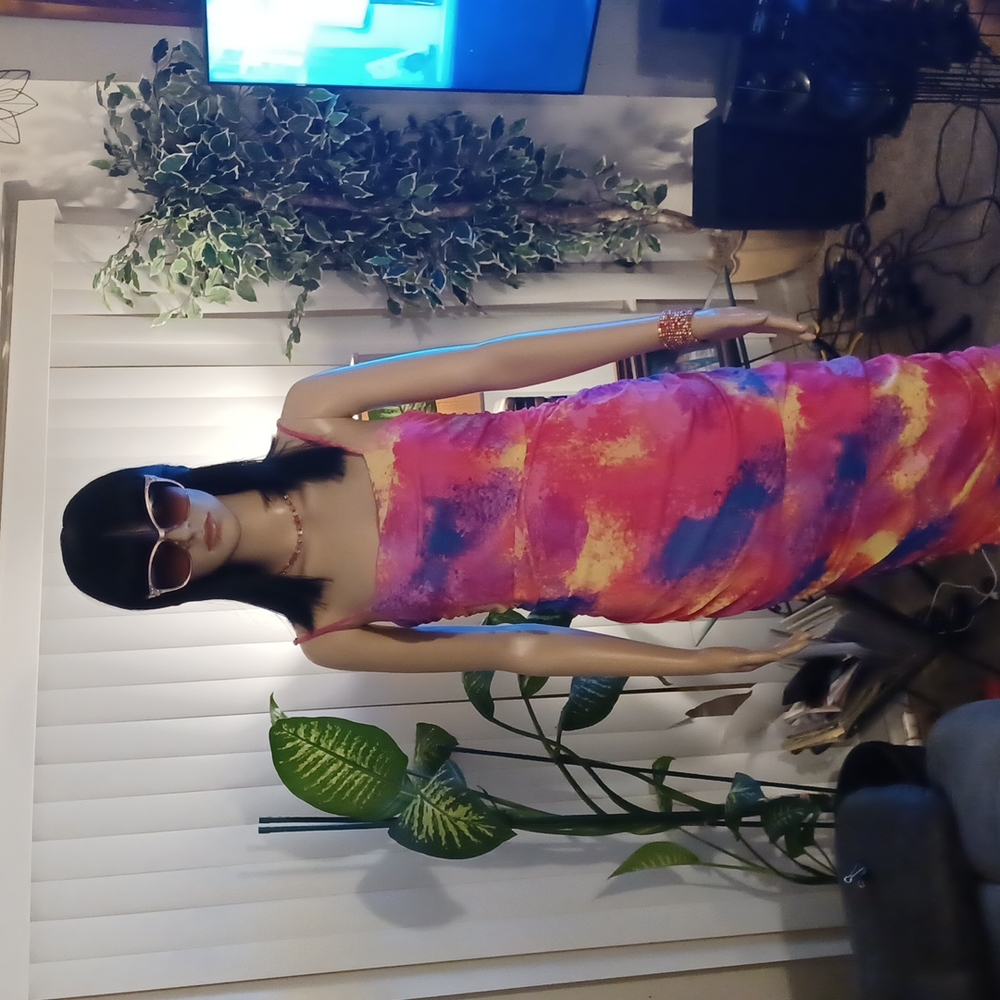 Dress - Picture 2 of 3